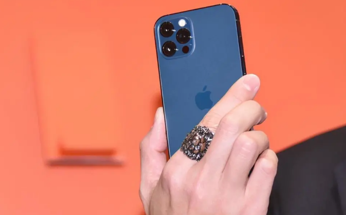 涪陵苹果手机维修分享iPhone12系列重启方法教程 